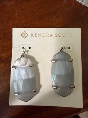 Kendra Scott Iridescent Gray Faceted Elle Drop Earrings